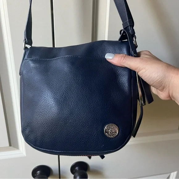 Like New Vince Camuto Navy Crossbody bag with red accents - Picture 6 of 9